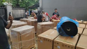 Proses packing Project BRI IT tujuan banten dan kalimantan barat